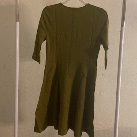 Lark & Ro Women's Avocado Green Knit Fit/Flare Dress Small NWT - Picture 2 of 8